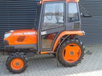 Kubota STV 40 met cabine